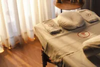 Qoya Hotel Curitiba, Curio Collection by Hilton - spa