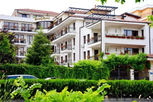Villa Maria Revas - parking