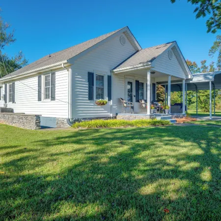 Peaceful Elkin Vacation Rental ~ 17 Mi to Mt Airy! Hotels in Dobson