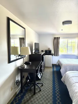 Fidalgo Country Inn - 2-Star