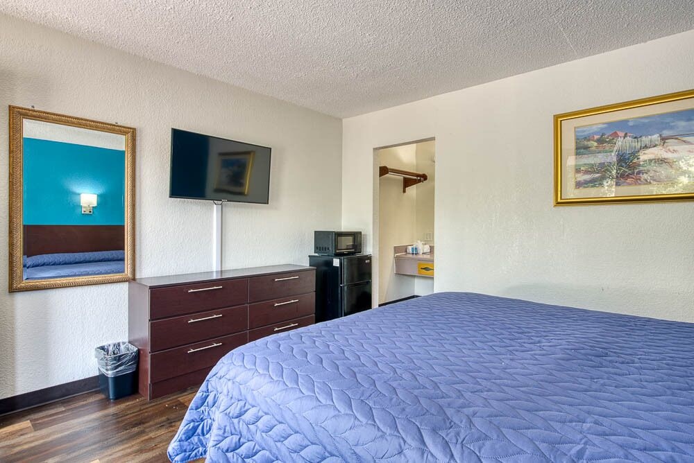 Zen Living Suites Extended Stay - Jacksonville - Orange Park