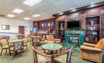 Quality Inn & Suites Mountain Home North