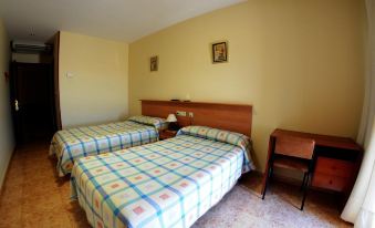 Hostal - Restaurante Asador Esperanza - Housity