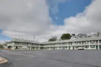 Key West Inn - Millbrook