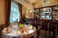 Greenway Park Hotel