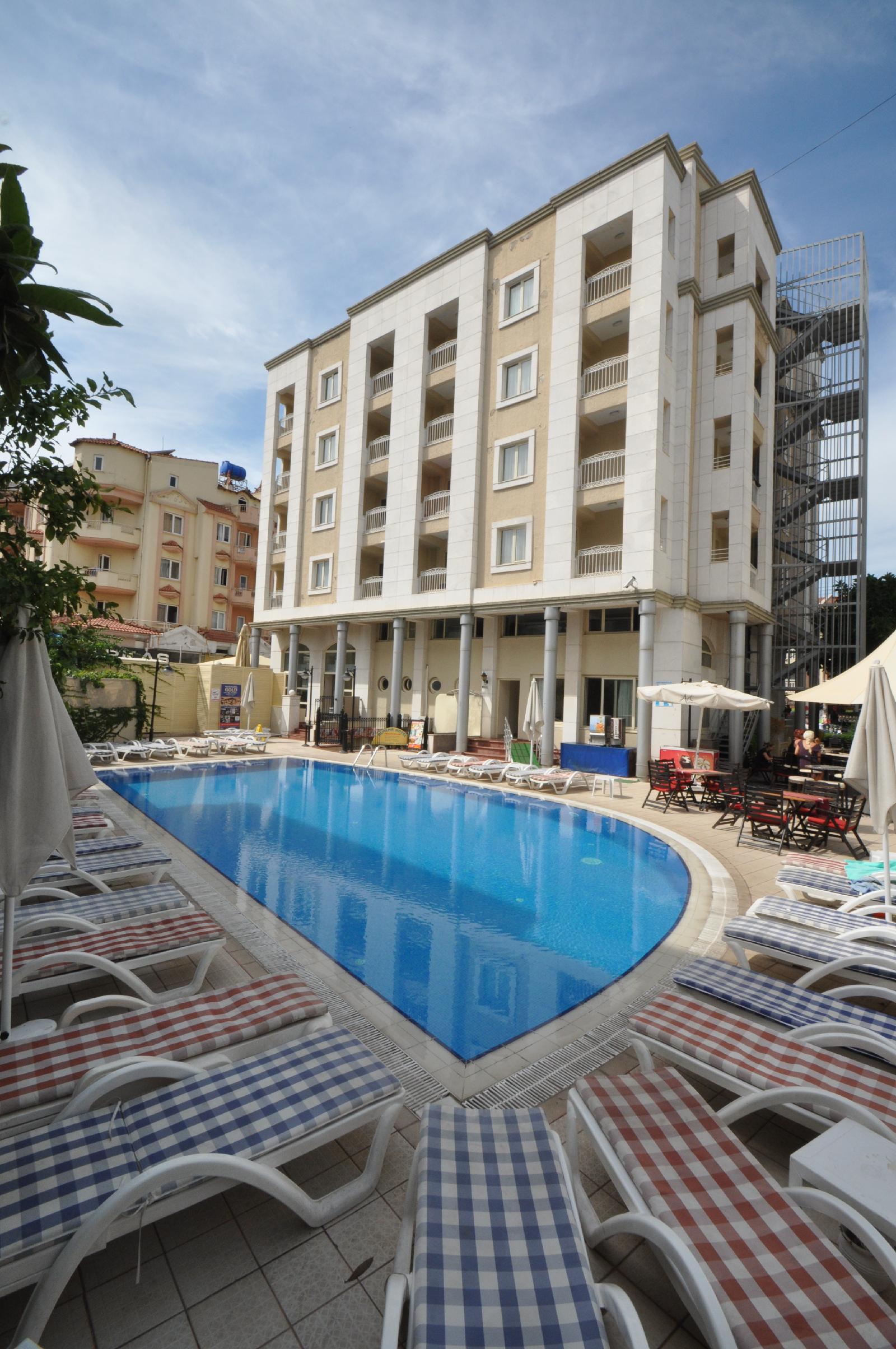 Almena Hotel