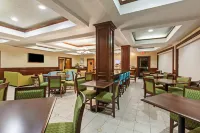 Holiday Inn Express & Suites Pharr