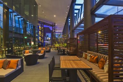 レストラン ホリデイ・イン エクスプレス シンガポール クラークキーの写真