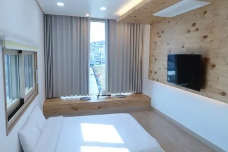 38th Street Guesthouse