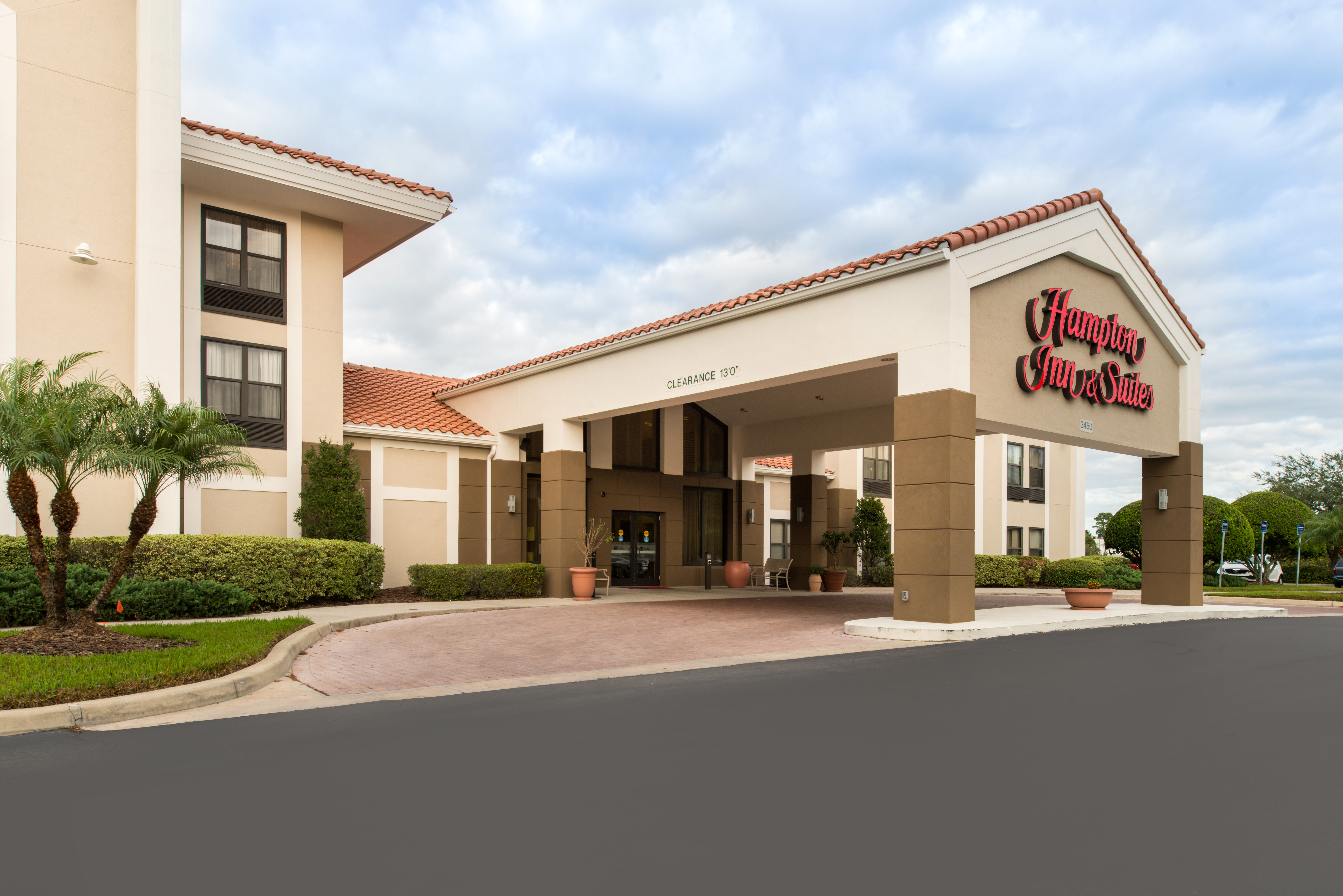 Hampton Inn & Suites Orlando/East UCF Area, FL