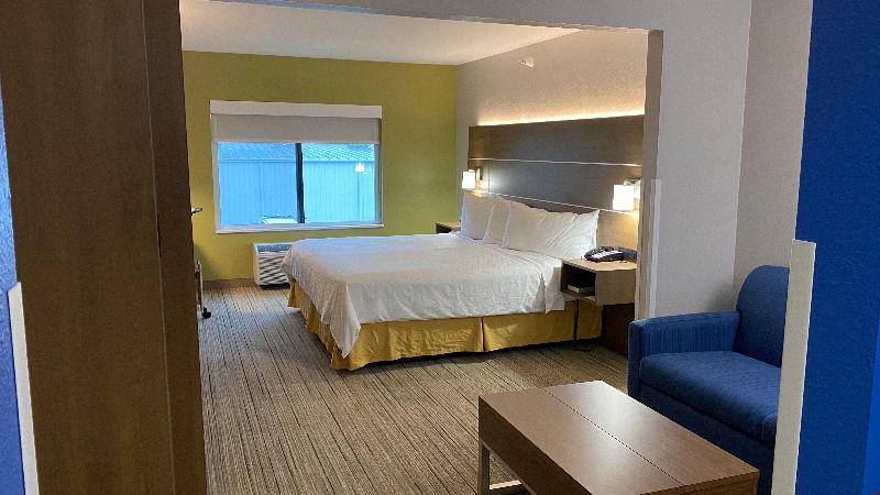 Holiday Inn Express Hotel & Suites Weston, an Ihg Hotel