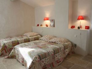 Bastide De Charme 5 Rooms And Privee Pool In Full Heart Of Luberon