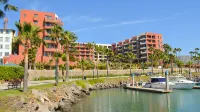 Hotel Coral & Marina