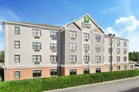 Holiday Inn Express & Suites Byron by IHG Hotels in Byron