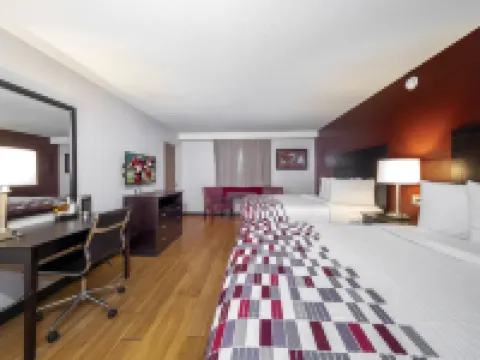 Red Roof Inn Lumberton Hotels in Lumberton