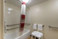 Red Roof Inn Cleveland - Independence - Pet-friendly