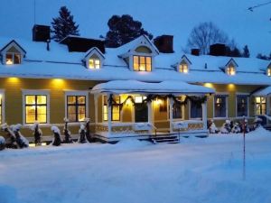 Edelviks Trädgård B&B