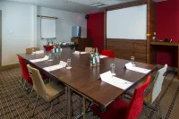 Holiday Inn Express Glasgow Airport Hotels in Clydebank