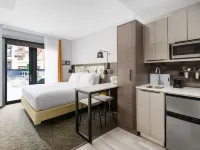 TownePlace Suites New York Manhattan/Chelsea Отели рядом с достопримечательностью «Юнион-Сквер»