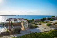 Villa 78 m2 in Agia Irini, 350 Meter to the Beach for 4 Guests with Pool Access!