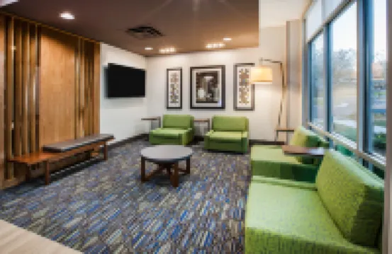 Holiday Inn Express & Suites ATLANTA N - WOODSTOCK by IHG