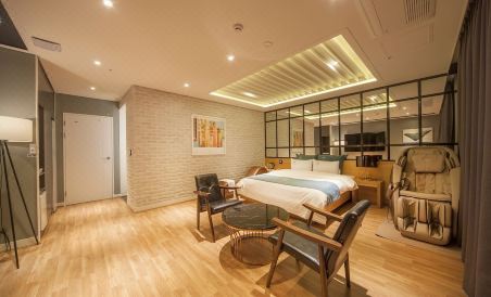 Naju Western Hotel - Housity