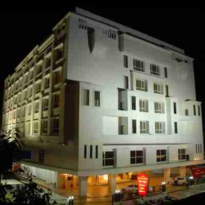 Royal Park Kakinada Hotel Exterior