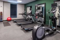 Hampton Inn & Suites Winston-Salem Downtown - Gym
