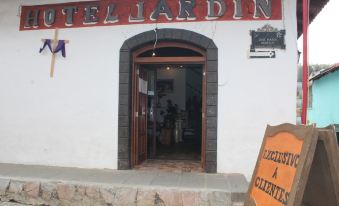 Hotel Jardín