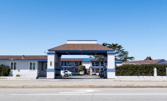 SureStay Hotel by Best Western Seaside Monterey