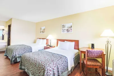 Days Inn by Wyndham Athens Các khách sạn gần Ohio University