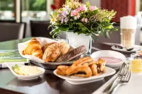 Dorint Hotel Potsdam - breakfast