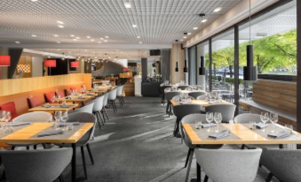 5. 래디슨 블루 마..