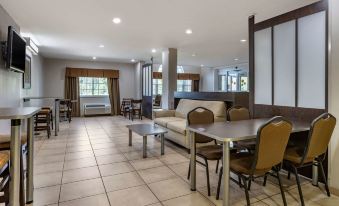 Microtel Inn & Suites by Wyndham Sylva Dillsboro Area