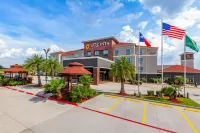 La Quinta Inn & Suites by Wyndham Houston Channelview Hotel a Channelview