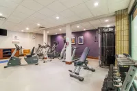 Clarion Hotel Convention Center - salle de sport