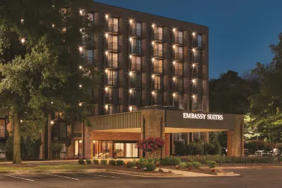 Embassy Suites by Hilton Richmond Các khách sạn ở Three Chopt