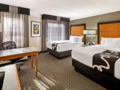 La Quinta Inn & Suites by Wyndham Macon Hotels in Macon