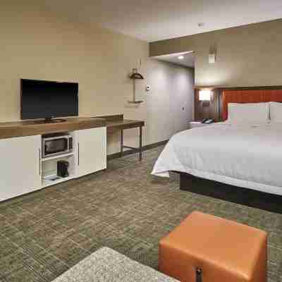 Hampton Inn & Suites Roseburg Rooms