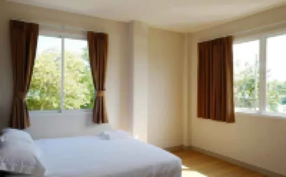 J-House Phetchaburi เจเฮาส์ เพชรบุรี