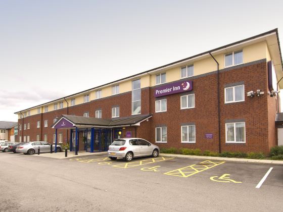 Premier Inn Warrington Central North