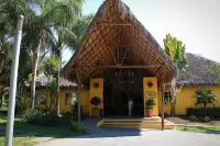 Zar Colima Hotels near Federal Palace