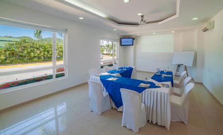 Sanha Plus Hotel - Housity