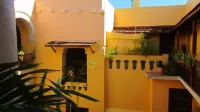 Castelmar Hotel Các khách sạn gần Casa No. 6