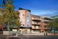 Amazing Accommodations: St Kilda Hotel a St Kilda