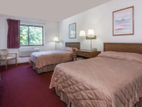 Super 8 by Wyndham Groton Hotels in Groton