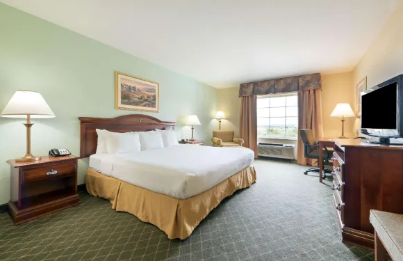 舒適酒店及套房蓋茨維爾