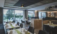 Molaris Lodge - 4-Star