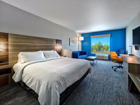 Holiday Inn Express & Suites HUNTSVILLE – SPACE CENTER by IHG