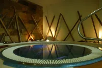 Hospes Palacio de Arenales & Spa - Hot Tub
